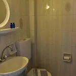 Leonidas Otel