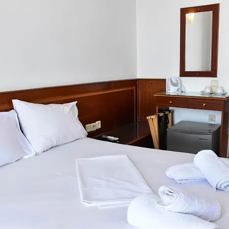 Leonidas Hotel Gythio