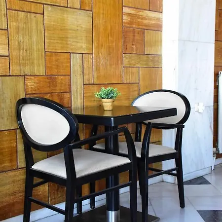 Leonidas 2* Γύθειο